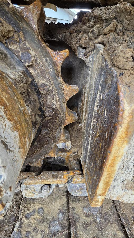 Used 2016 Caterpillar 330F