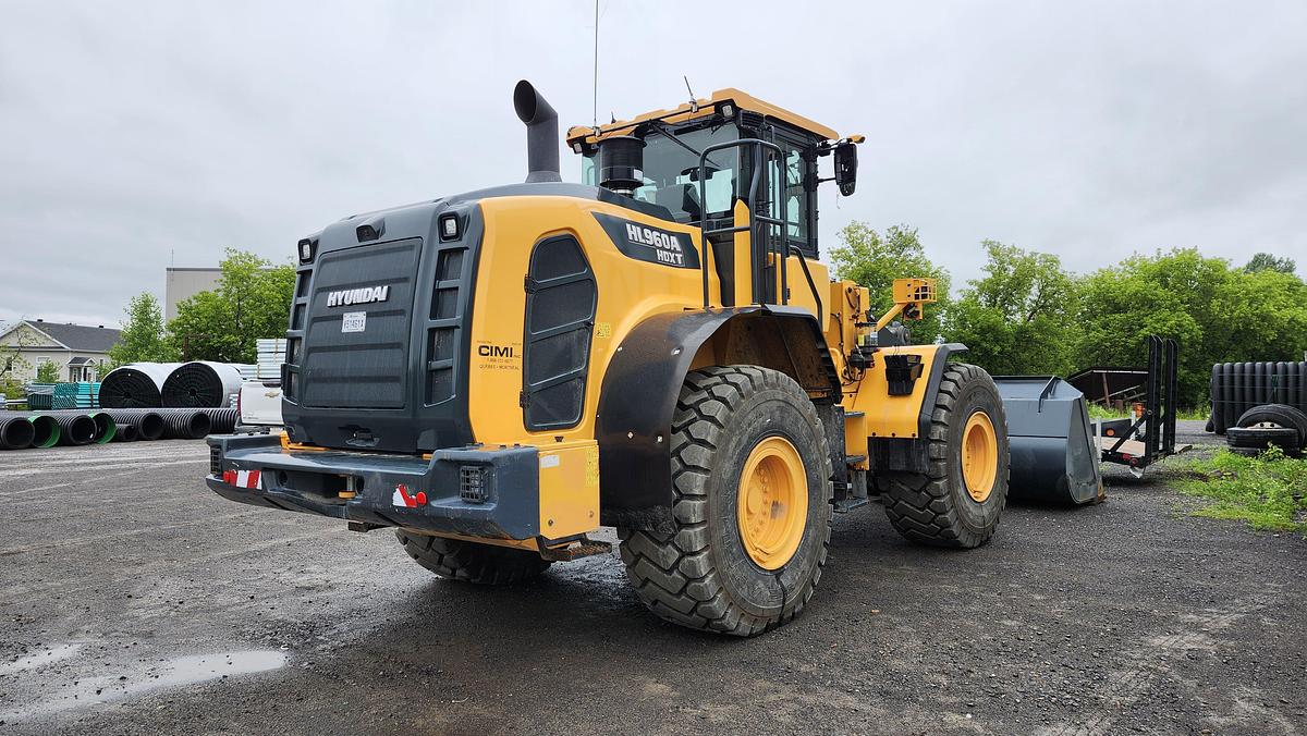Used 2023 Hyundai HL960A HDXT