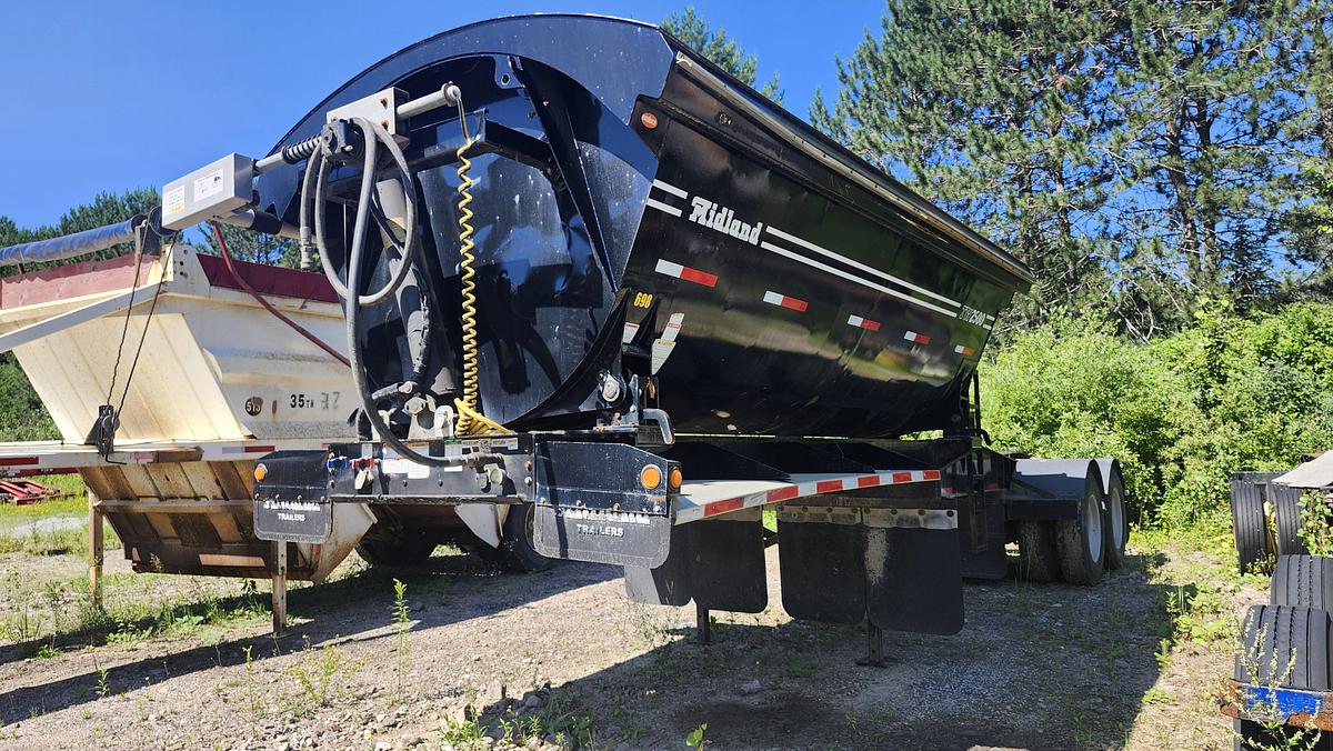 Used 2018 Midland TW2500 Lead Side Dump