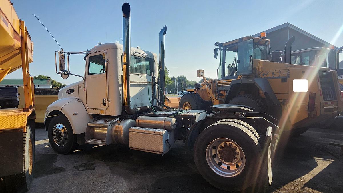 Used 2009 Peterbilt