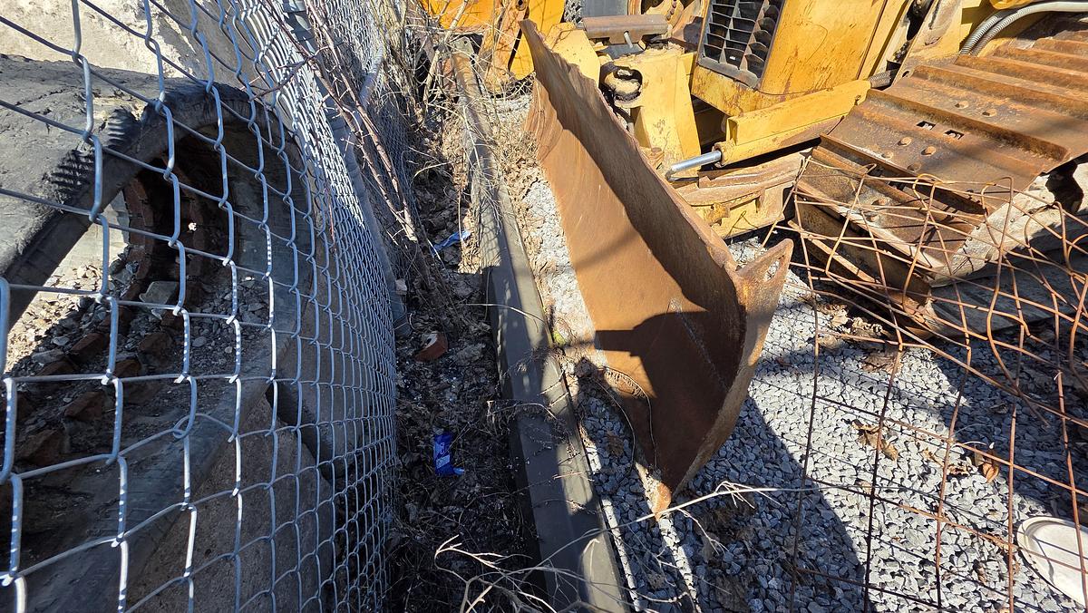 Used 2006 Caterpillar D4G LGP