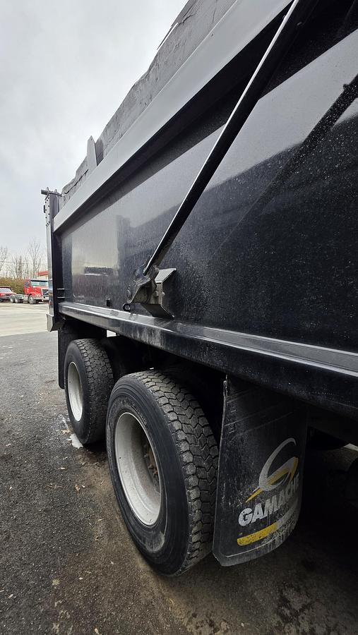 Used 2013 Kenworth T440