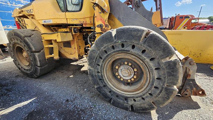 Used 4x 20.5x25 Brawler Solid Flex Tires