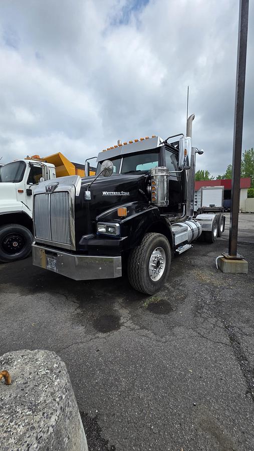 Used 2012 Western Star 4900SA
