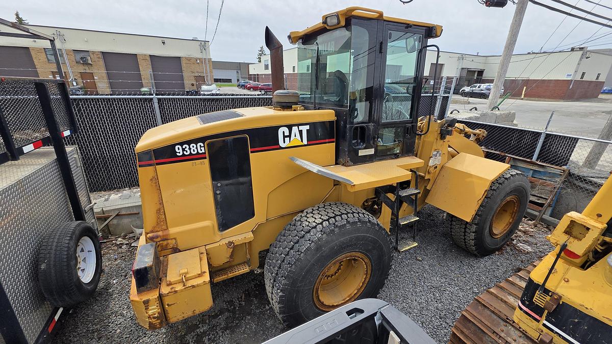 Used 1999 Caterpillar 938G