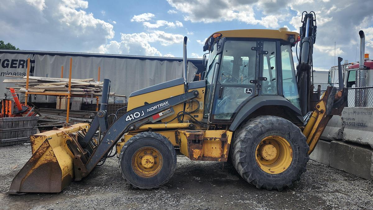 Used 2011 John Deere 410J
