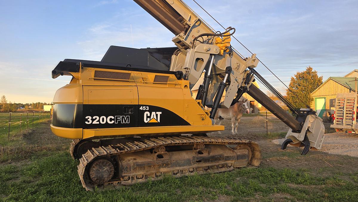 Used 2008 Caterpillar 320C FM