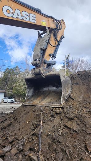 Used 2020 Case CX220C