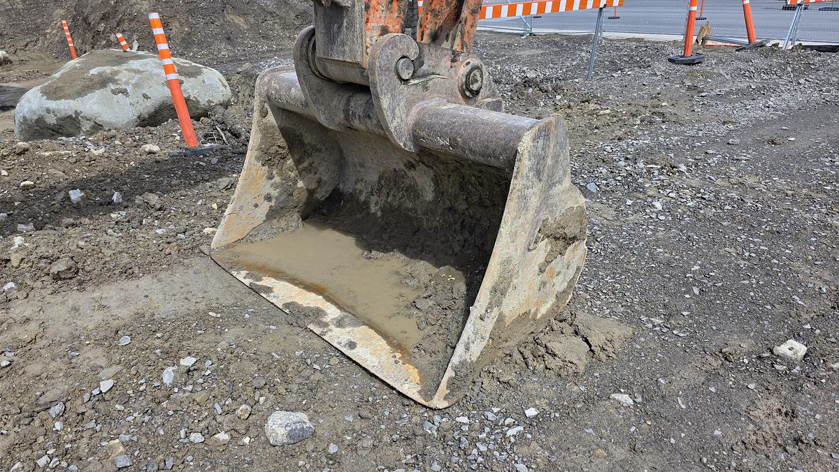Used 2017 Hitachi ZX250