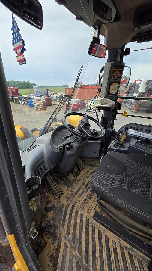 Used 2010 Komatsu WA480-6