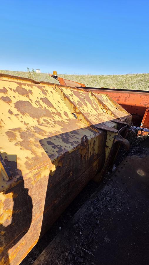 Used 132 inch Caterpillar Bucket