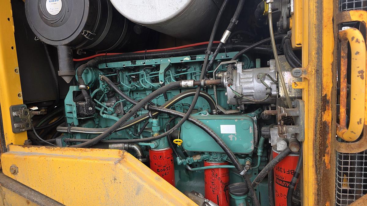 Used 2010 Volvo L70F