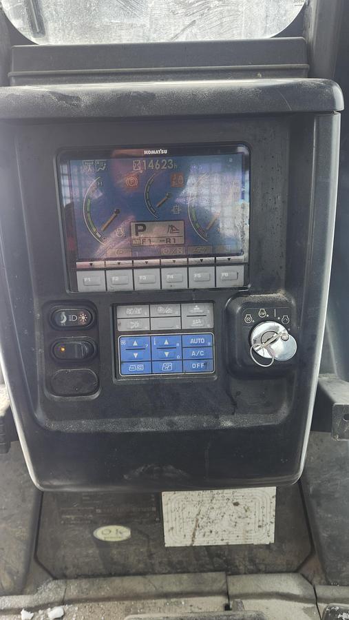 Used 2011 Komatsu D65 PX-16