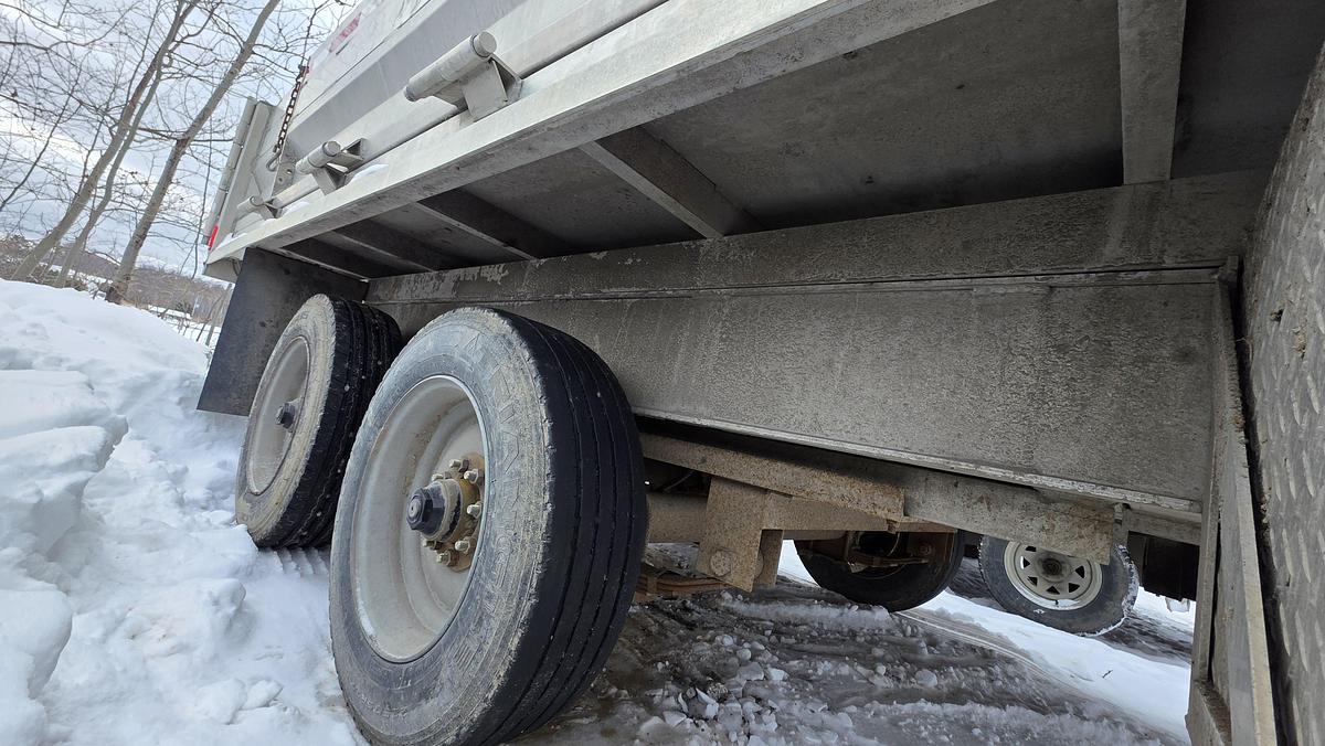 Used 2021 JGM 2 axles / Dump / 14 x 8