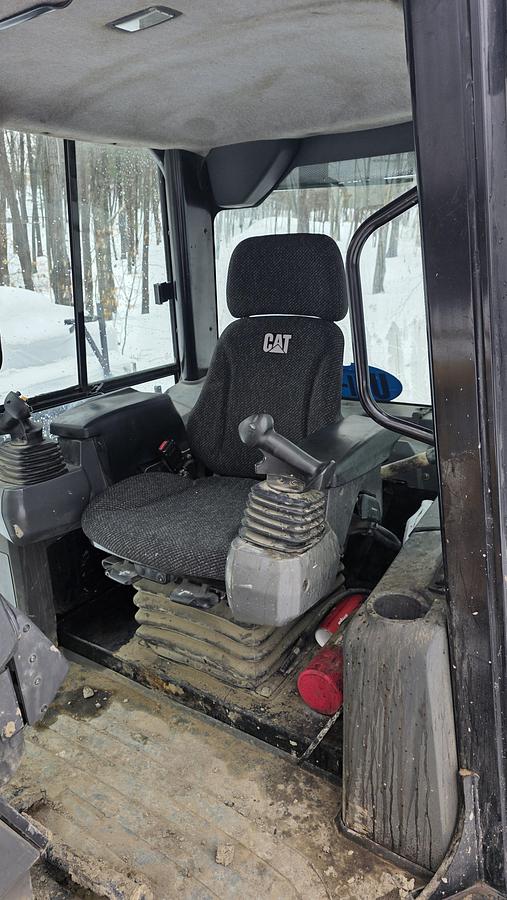 Used 2014 Caterpillar D5K LGP