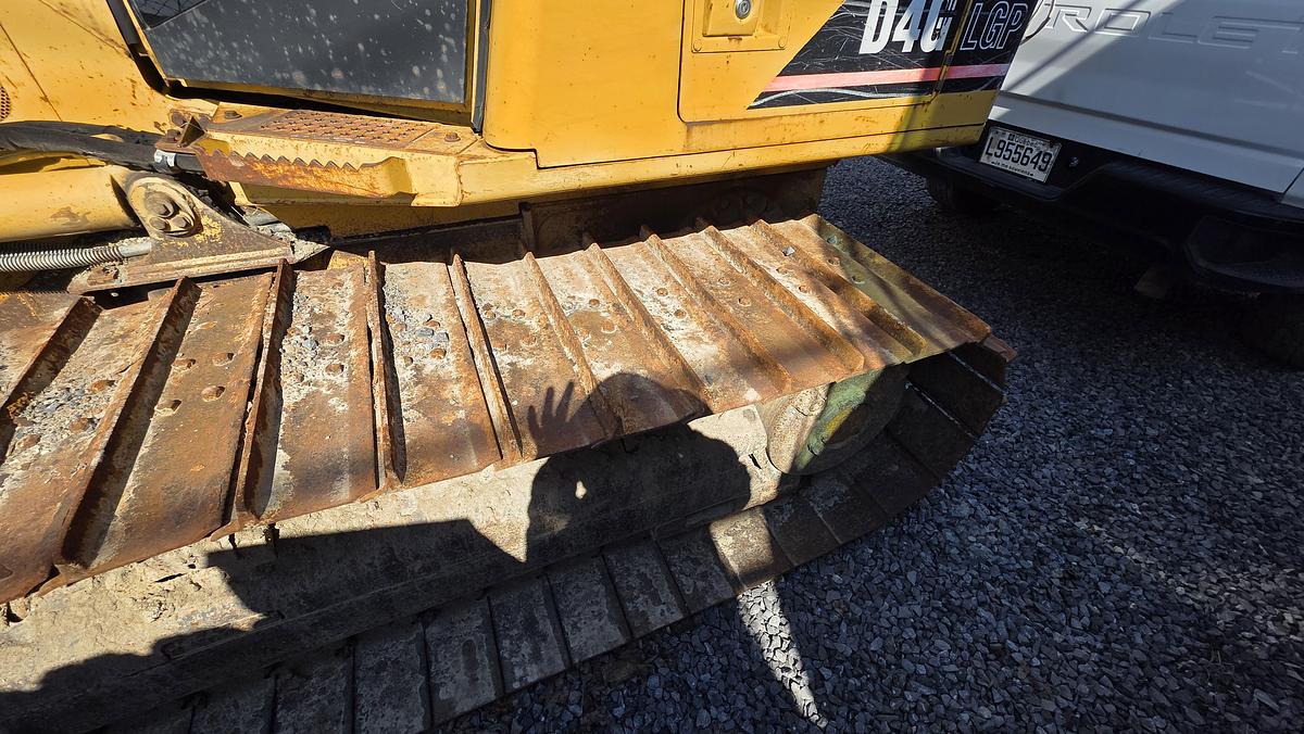 Used 2006 Caterpillar D4G LGP