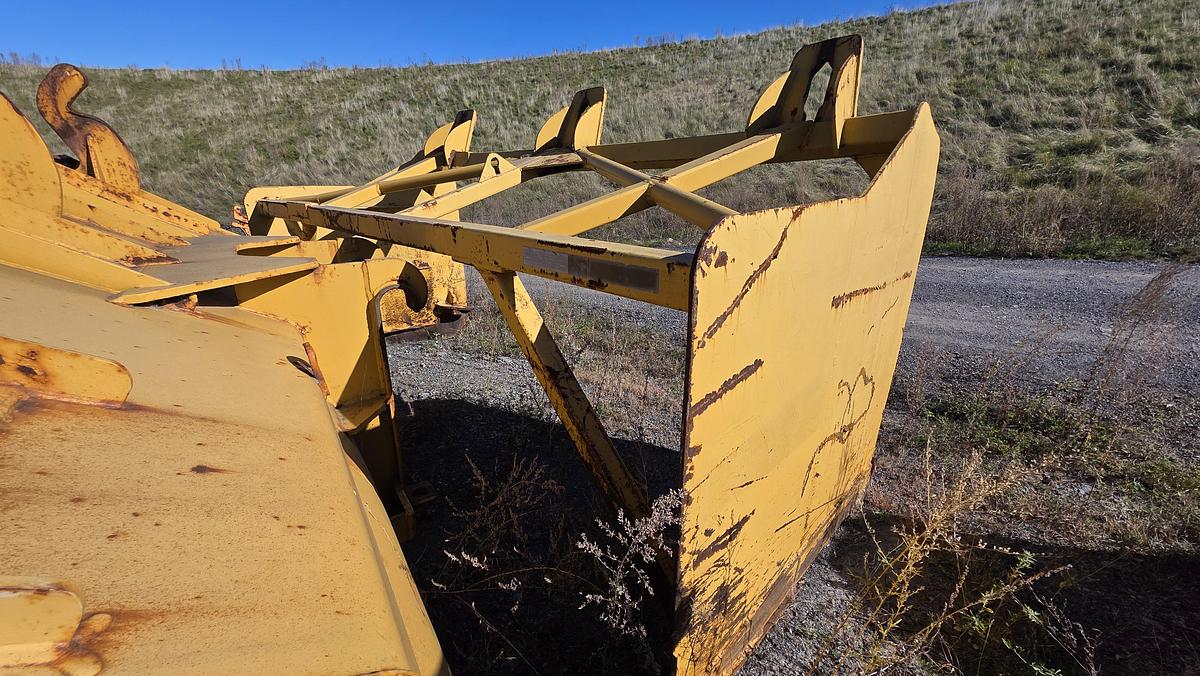 Used CAT 11 Feet Bucket With Snow Box
