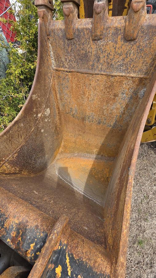 Used 2015 Caterpillar 420F IT