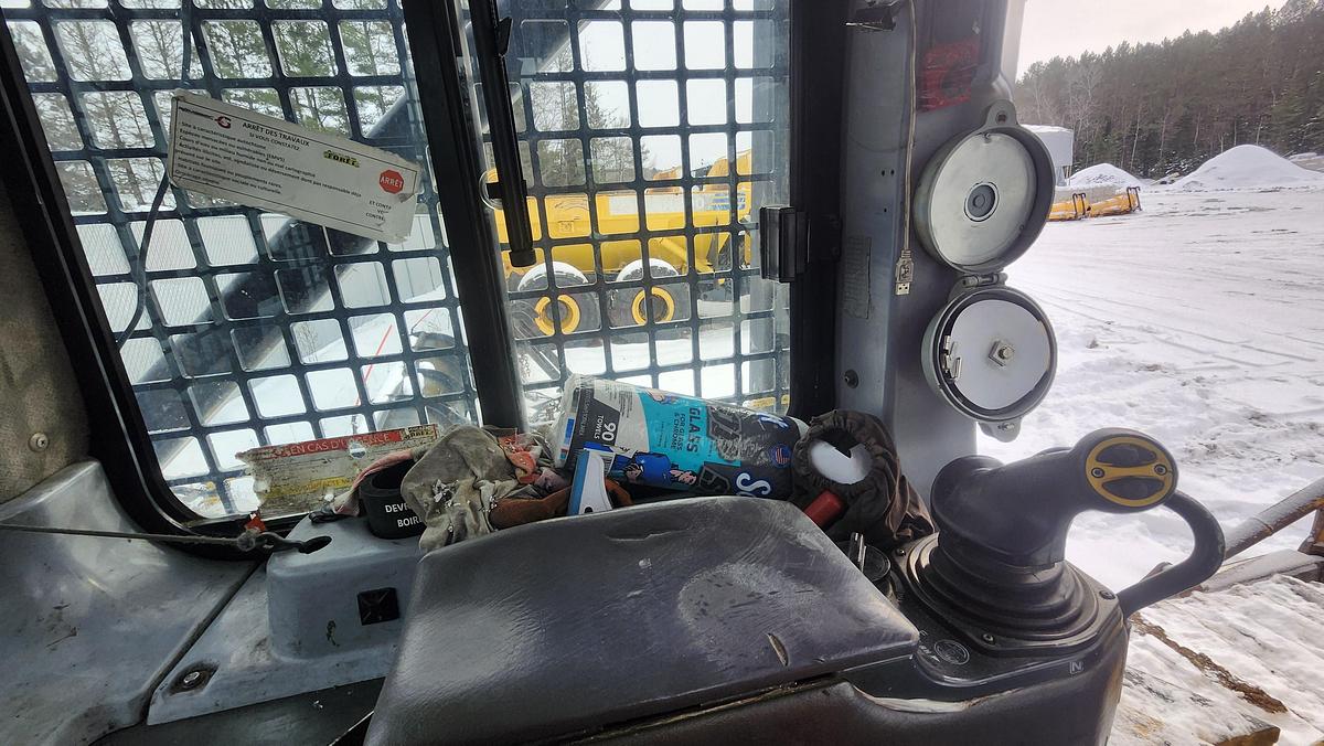 Used 2011 Komatsu D65 PX-16