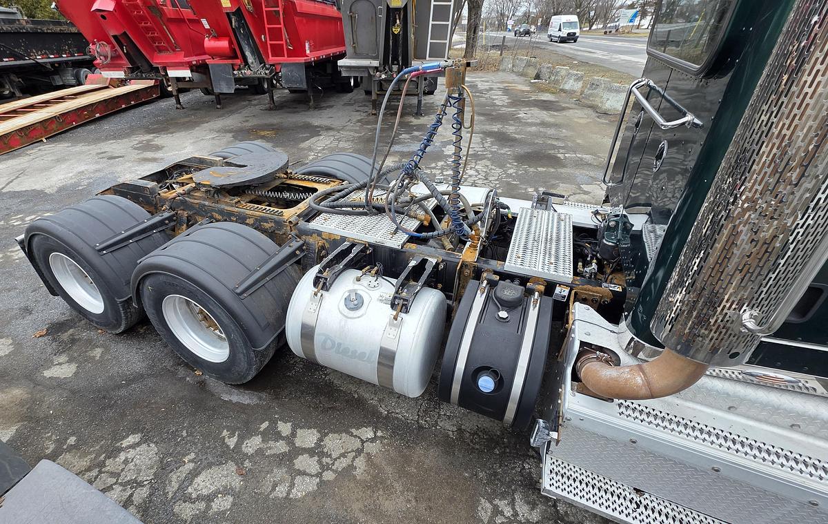 Used 2014 Peterbilt 358