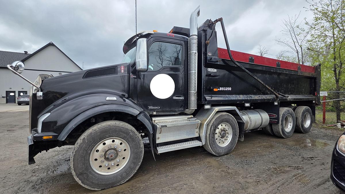 Used 2018 Kenworth T880