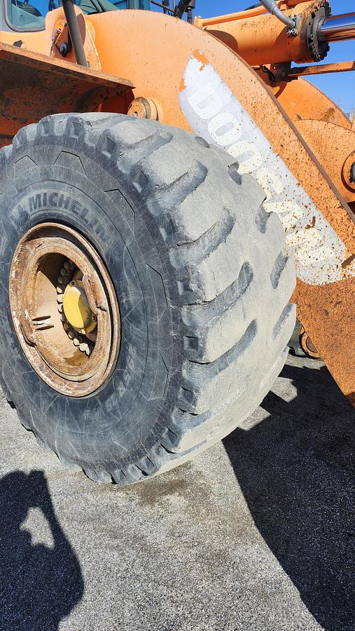 Used 2011 Doosan DL500