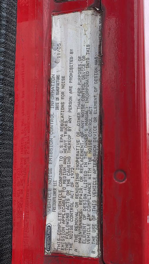 Used 2006 Freightliner Columbia