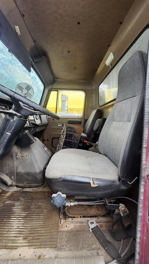 Used 1986 International S1900