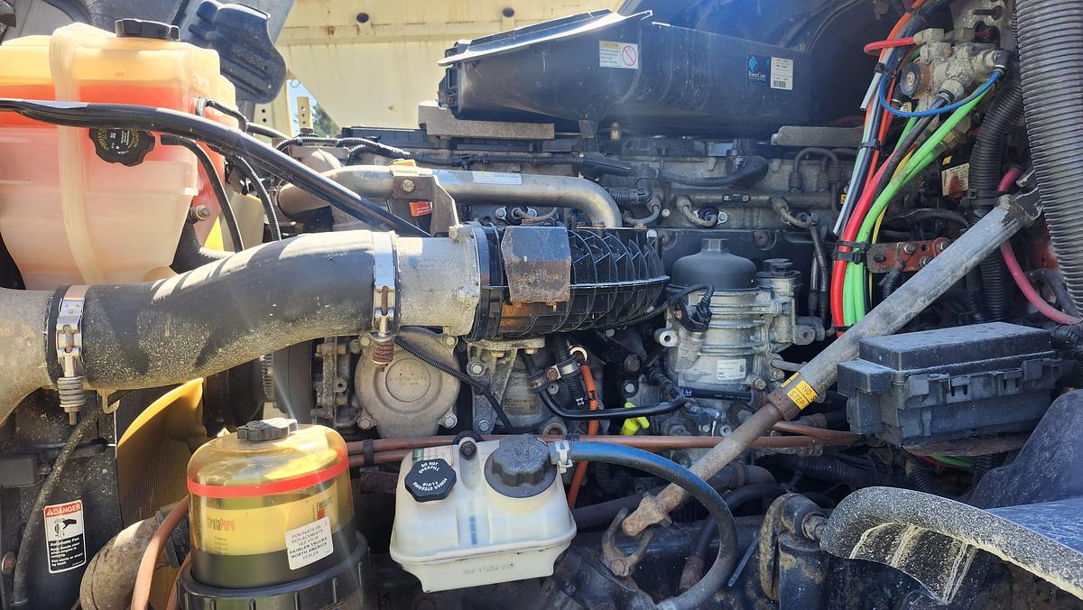 Used 2017 Freightliner Cascadia 125