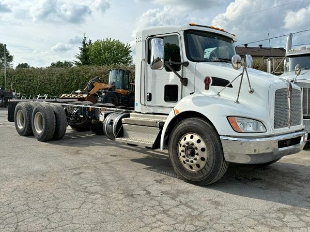 Used 2018 Kenworth T370