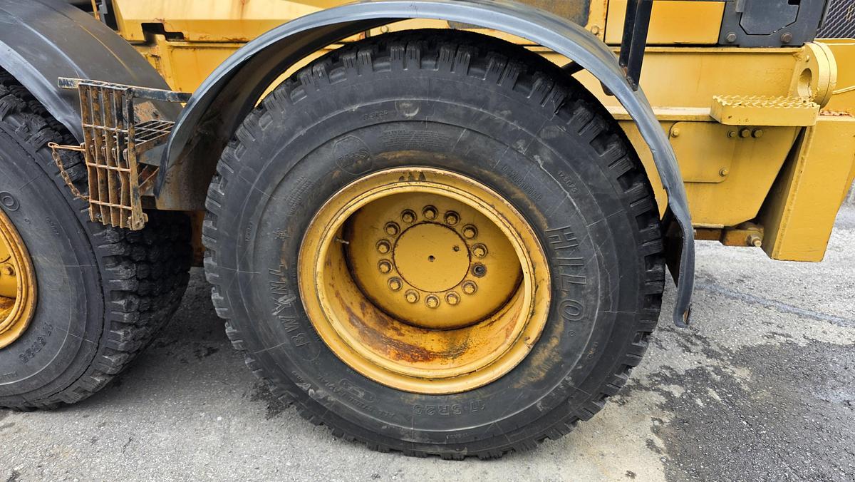 Used 2010 John Deere 772G