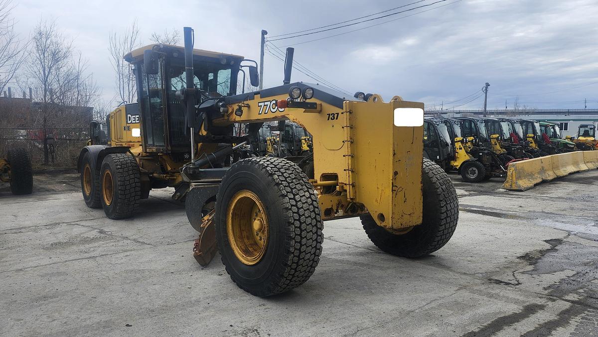 Used 2011 John Deere 770G