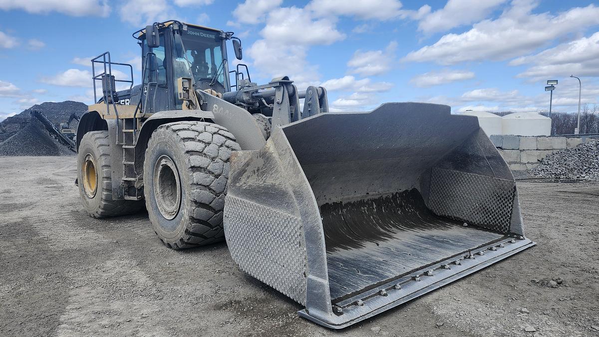 Used 2018 John Deere 844K-III