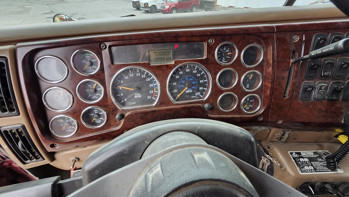 Used 2005 Mack Granite