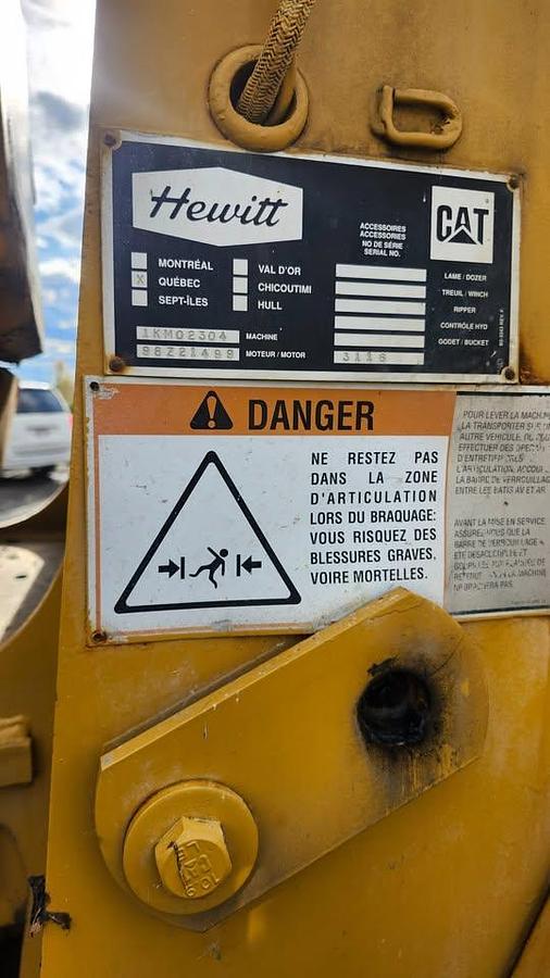 Used 1997 Caterpillar 938F