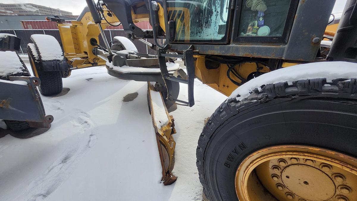 Used 2010 John Deere 772G