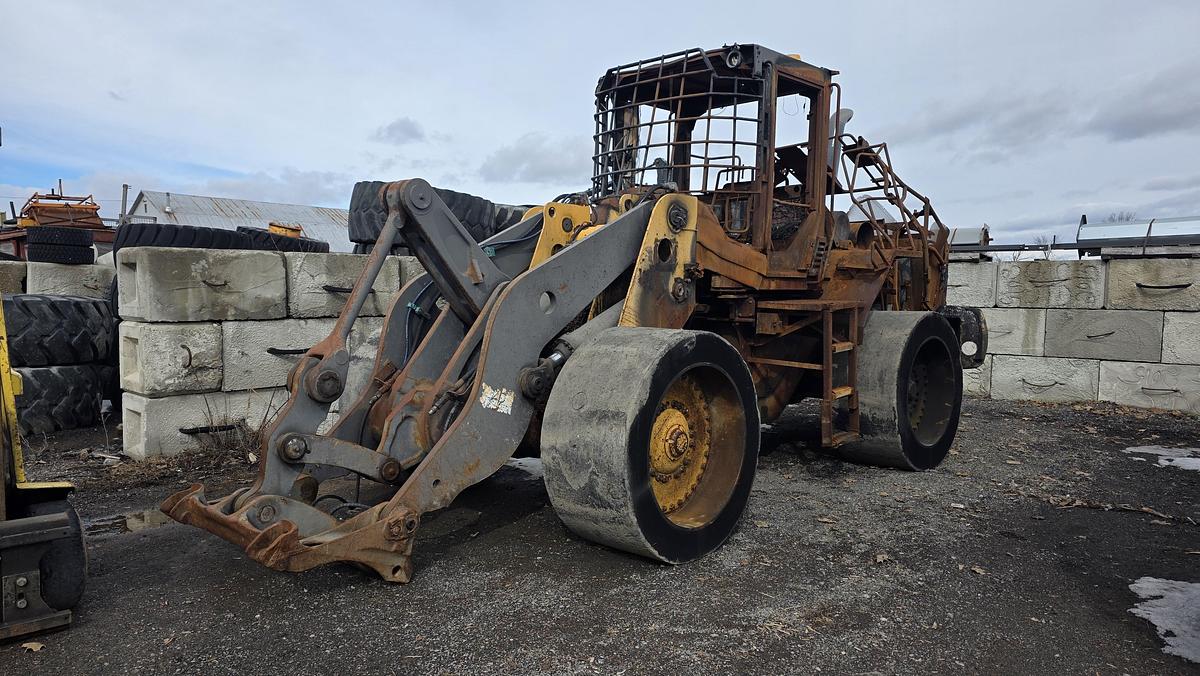 Used 2011 Volvo L110G