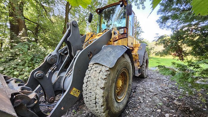 Used 2006 Volvo L70E