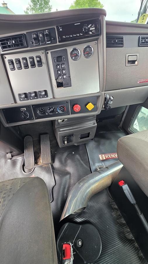 Used 2019 Kenworth T370