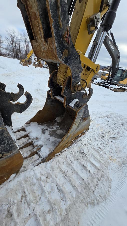 Used 2022 Caterpillar 315GC