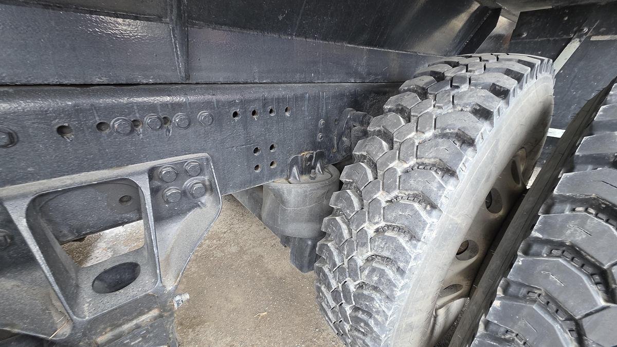 Used 2015 Freightliner M2-112