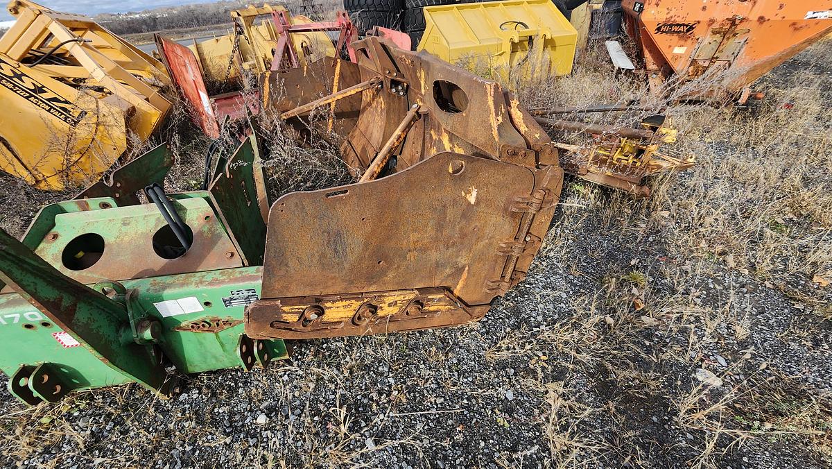 Used Houle 8-14 Snow Plow