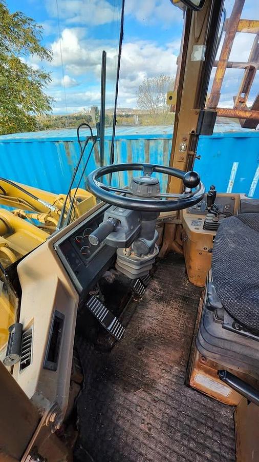 Used 1997 Caterpillar 938F