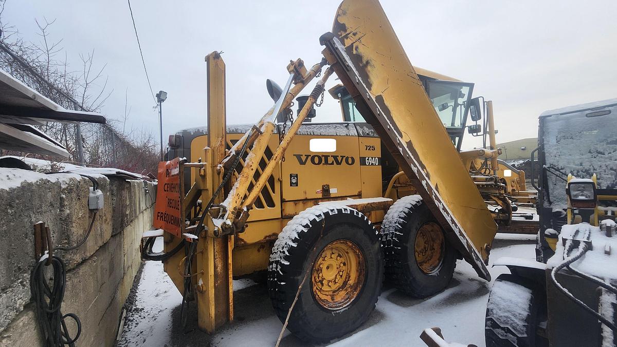Used 2006 Volvo G940