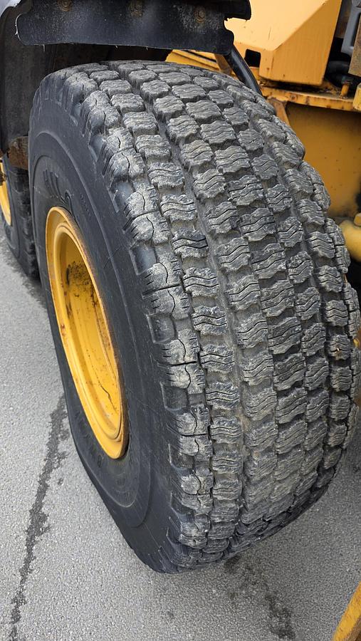 Used 2010 John Deere 772G