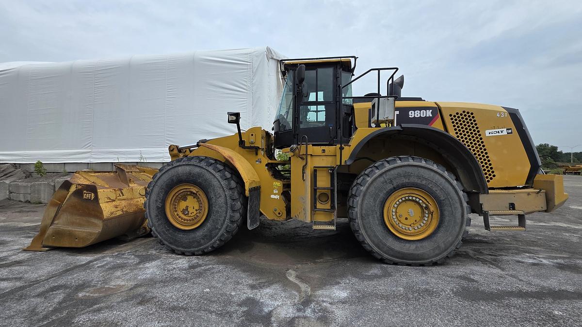 Used 2012 Caterpillar 980K