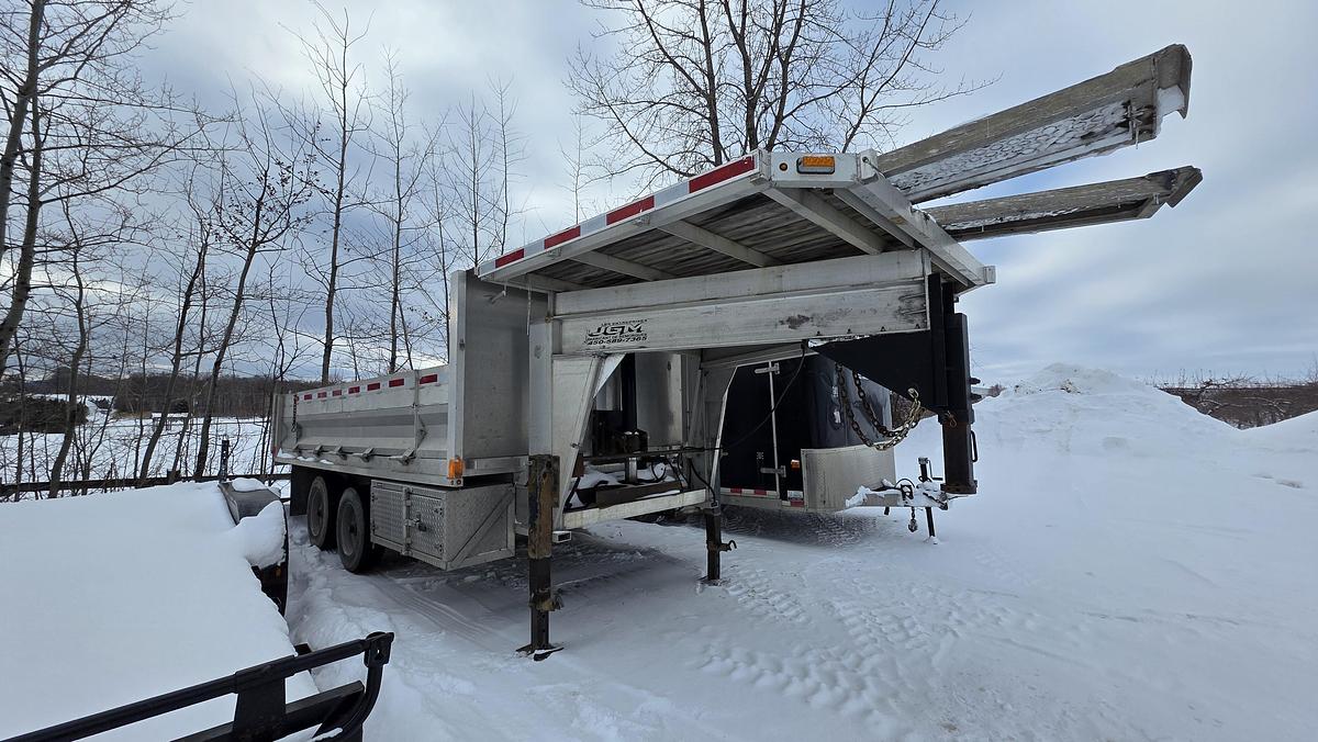 Used 2021 JGM 2 axles / Dump / 14 x 8