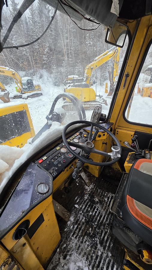 Used 2000 Volvo BM4500