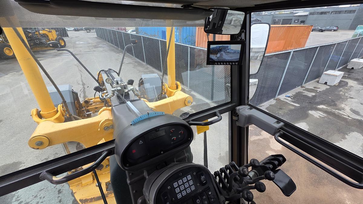 Used 2014 Volvo G970