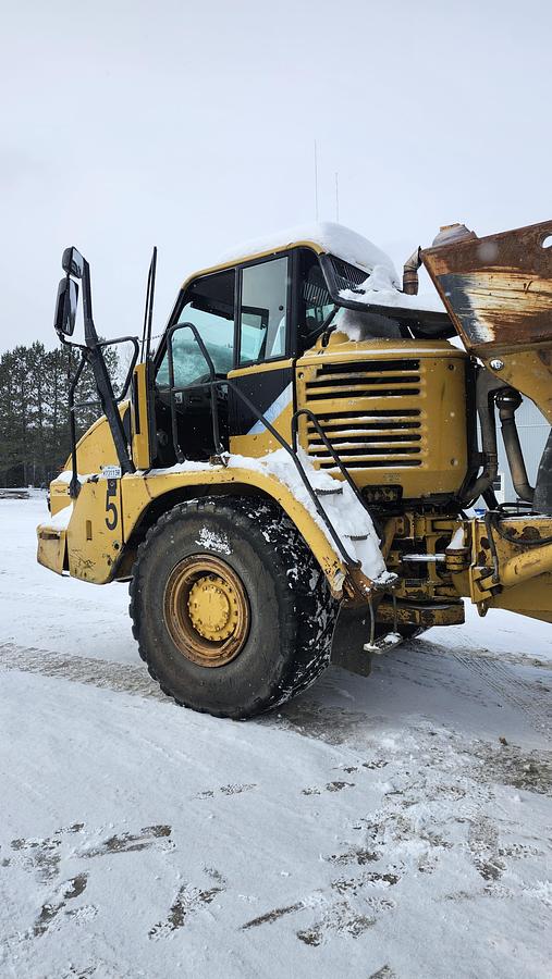 Used 2007 Caterpillar 730